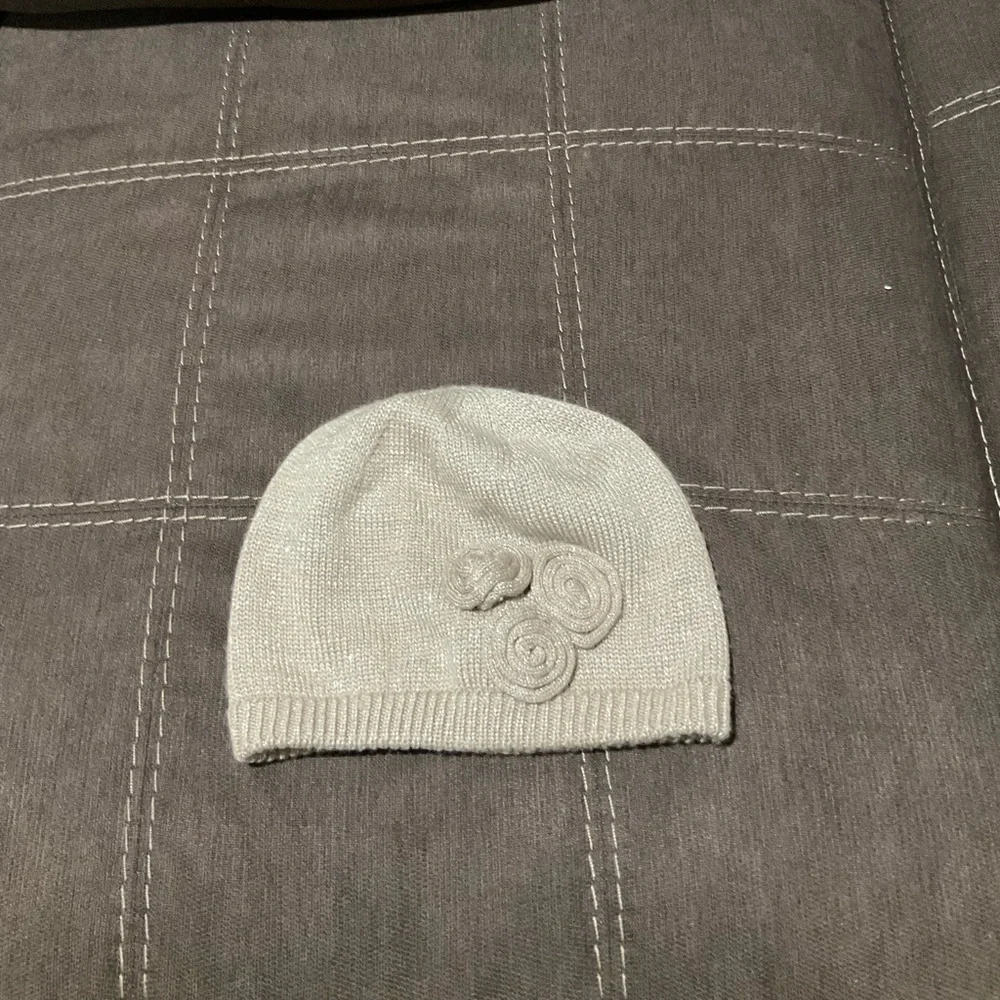 Talbots beanie hat dark tan, lots of silver sparkling (pic doesn’t show it)